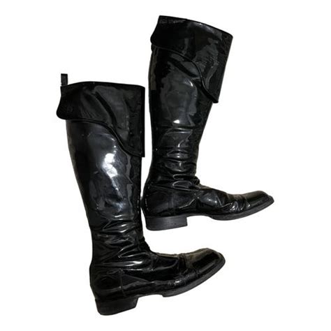 chanel patent leather pirate boots gilmore girls|Chanel’s AW20 Pirate Boots Are Fast Becoming A .